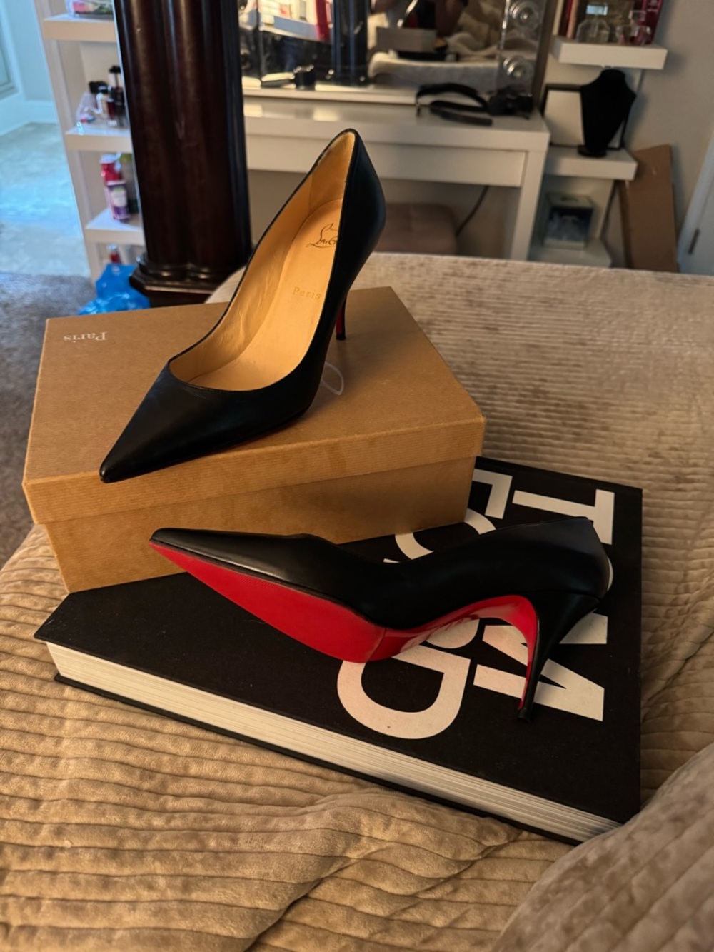 Christian Louboutin Black Pointed-Toe Stiletto with Red Sole-Slip Resistant